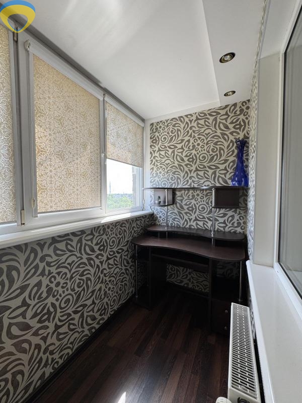 продажа трехкомнатной квартиры номер A-174771 в Суворовском районе, фото номер 8